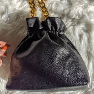 Alessia black handbag